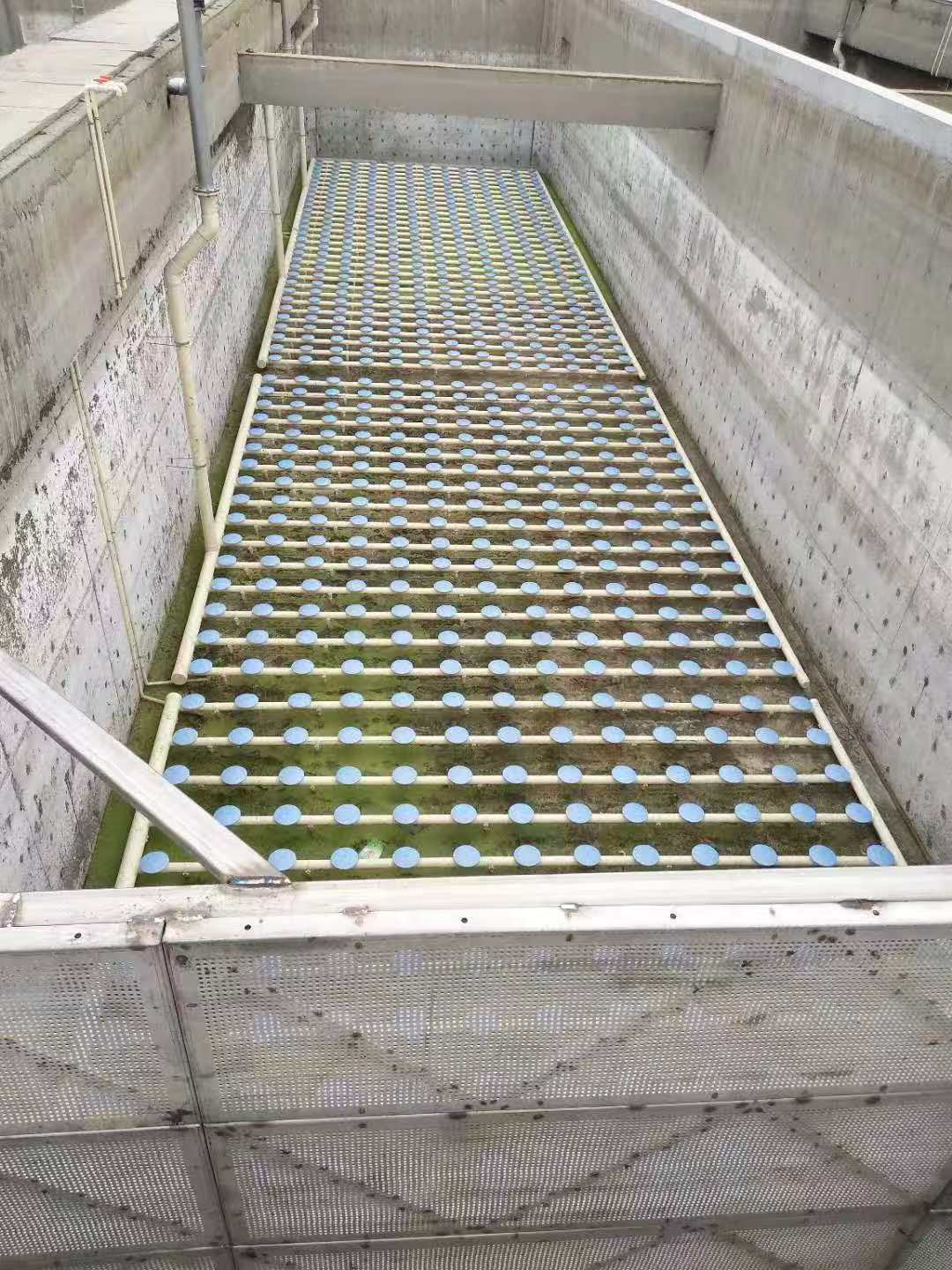 曝气器