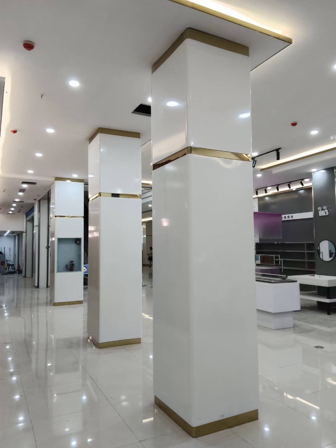 商场内装2.jpg