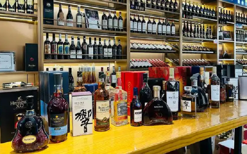 高档洋酒红酒回收.png