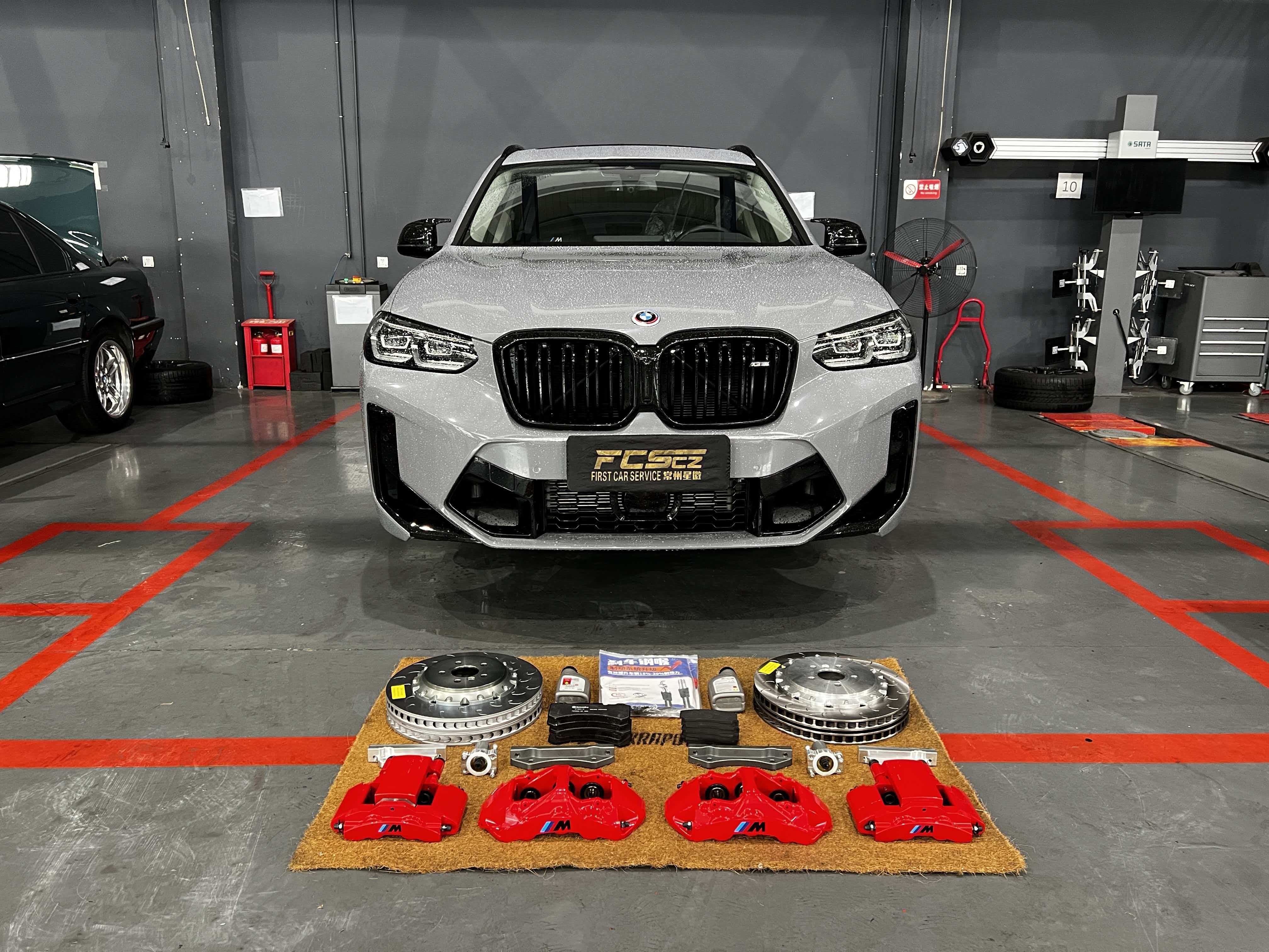 宝马X3改装前六后四刹车