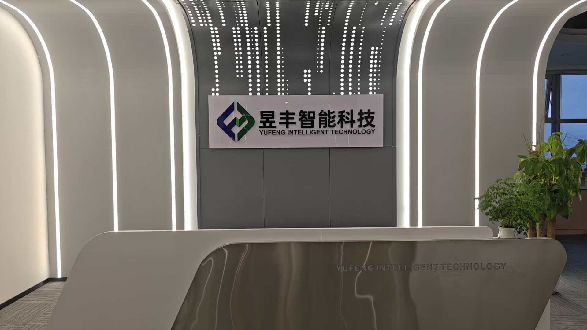 d48837d1-5cf9-4d53-ab01-3d678c1aa1d8.jpg