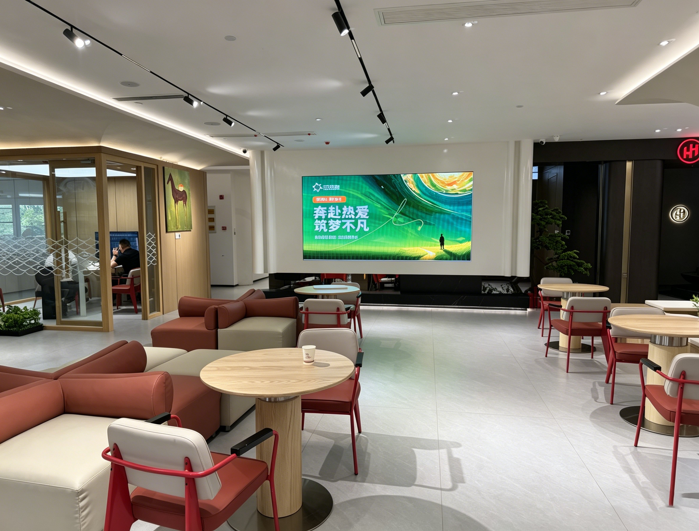 展厅 (2).jpg