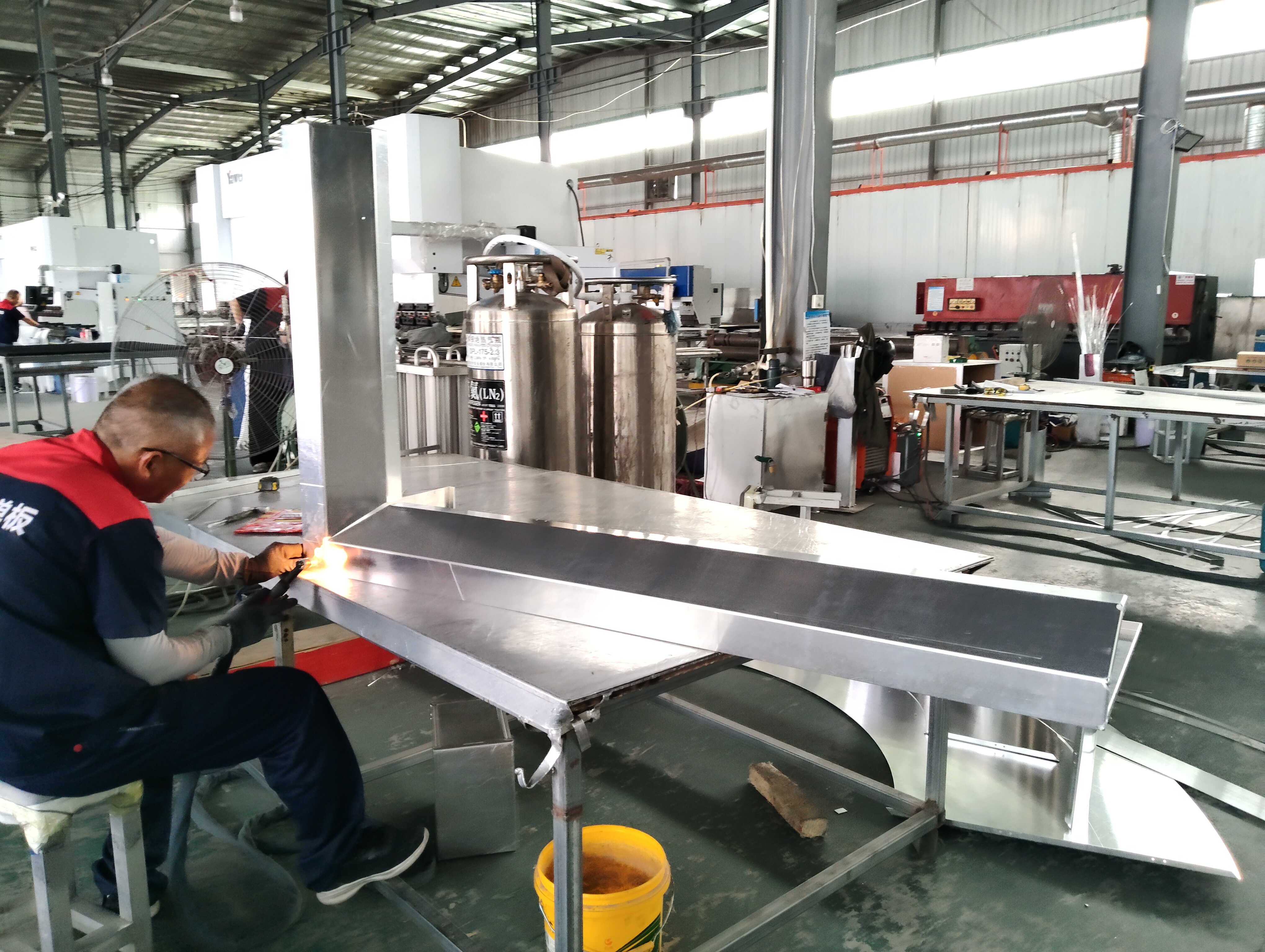 3274fd3d-0ba6-485a-a263-caee368fbbe8.jpg