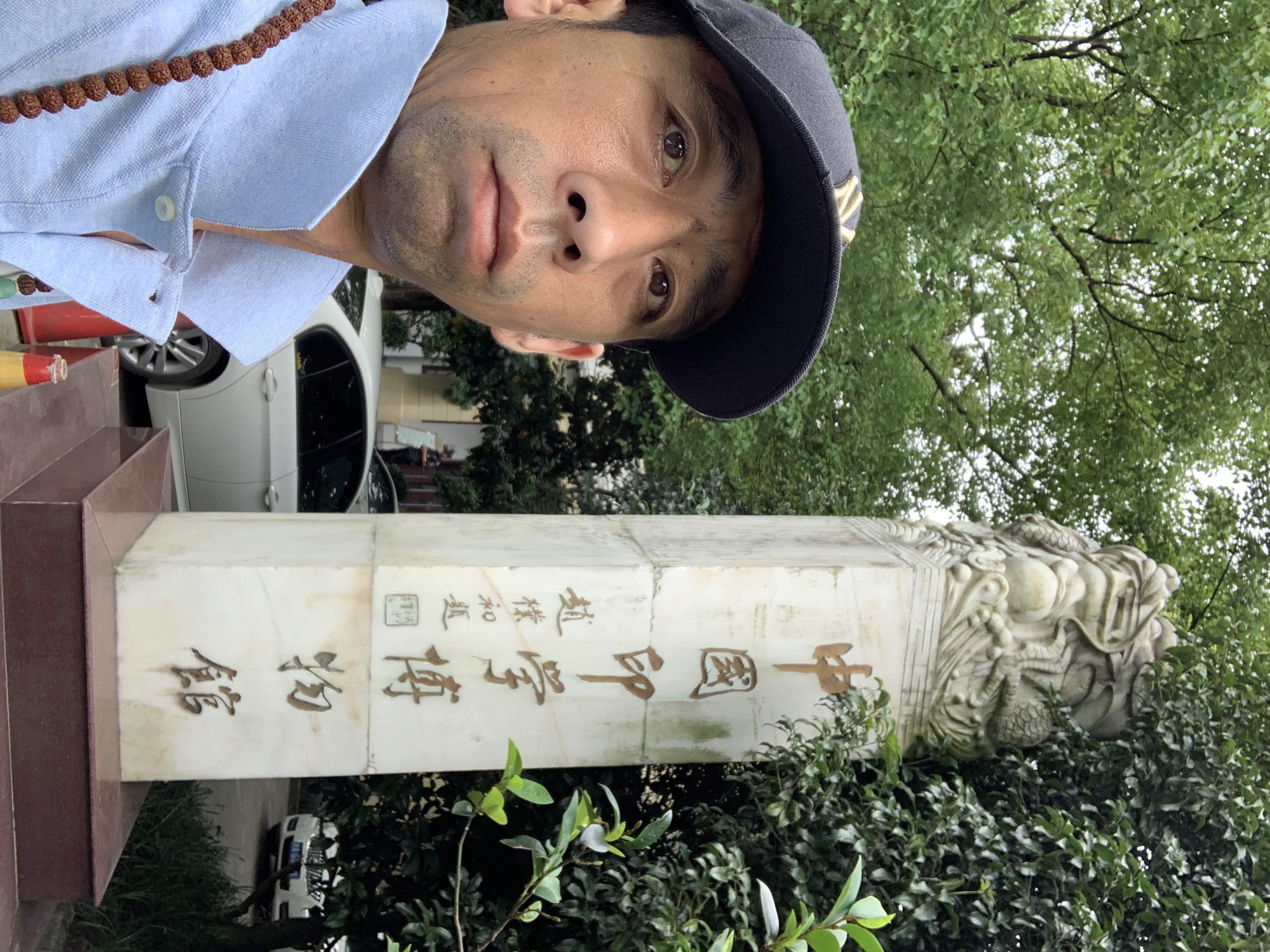 刘波老师个人形象照4.jpg