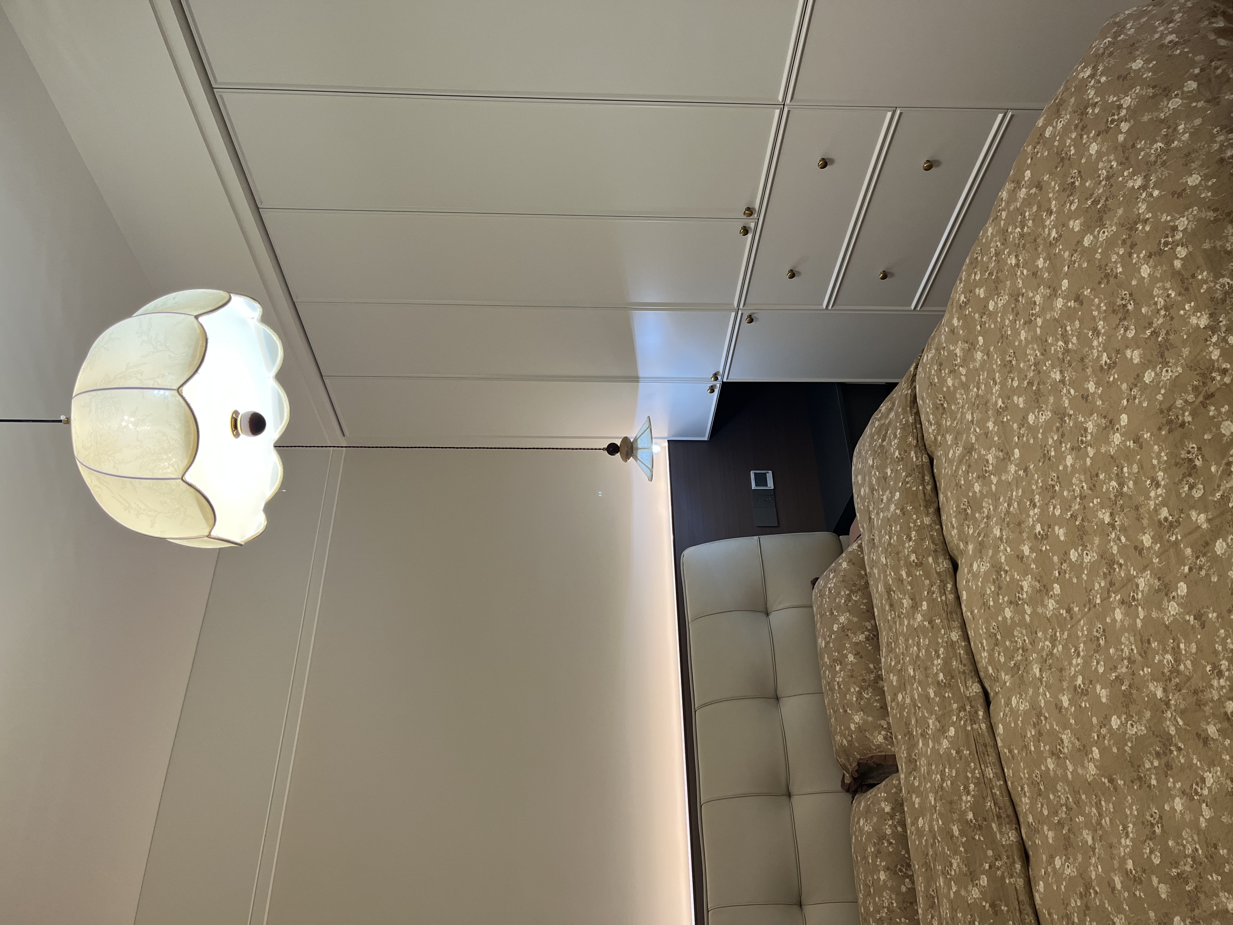 Ǳɽ��װ�����ļң�������������������Ĺ��յ�ȫά�Ƚ���