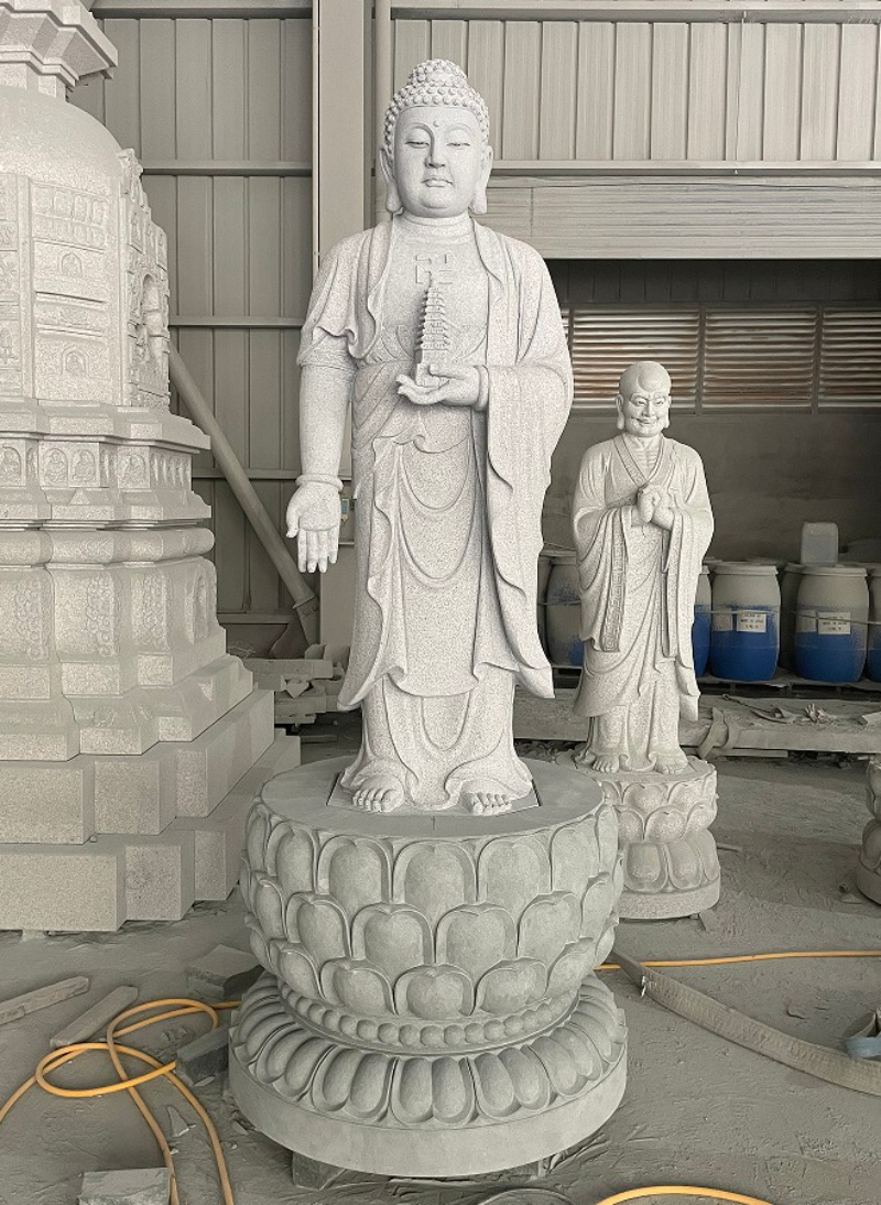立式佛祖莲花座石雕.jpg