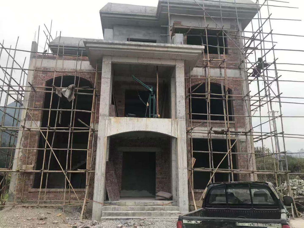 万可装饰——本地装修施工实力企业的诚信之选