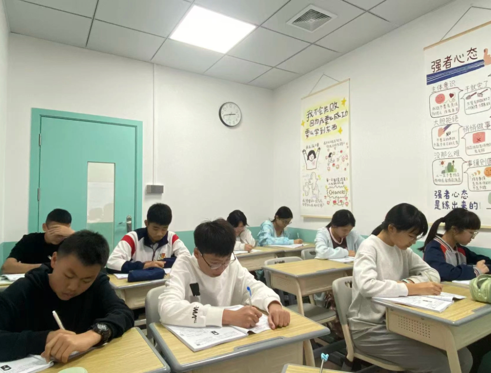 课堂环境2.jpg