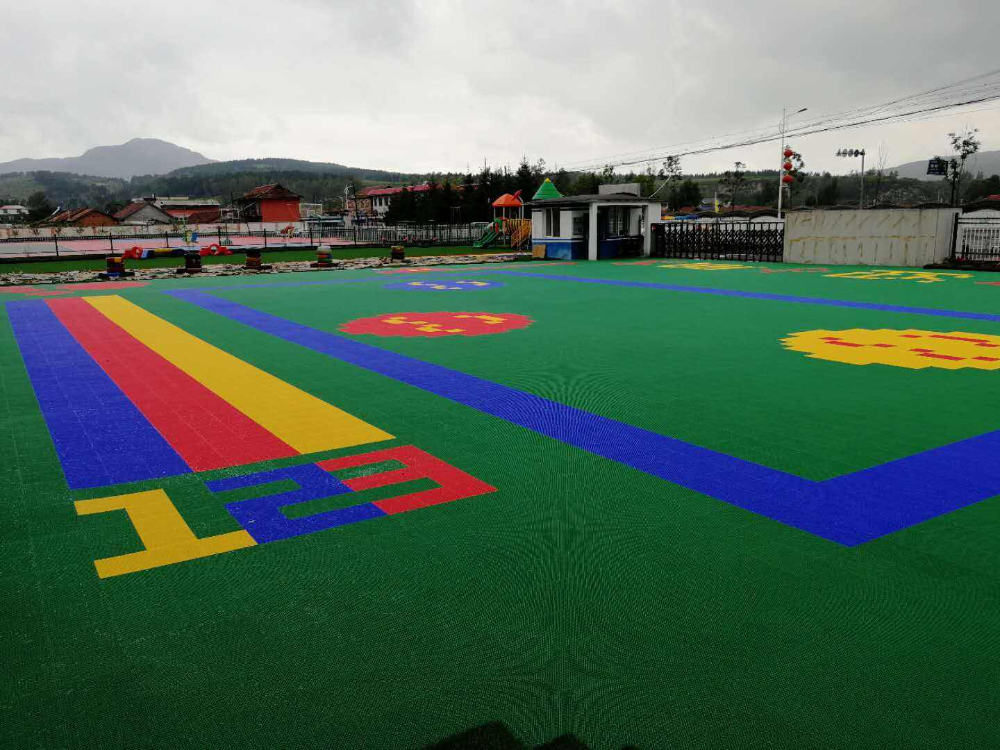 2026年悬浮拼接地板厂家选择指南：专业视角下的全面解析