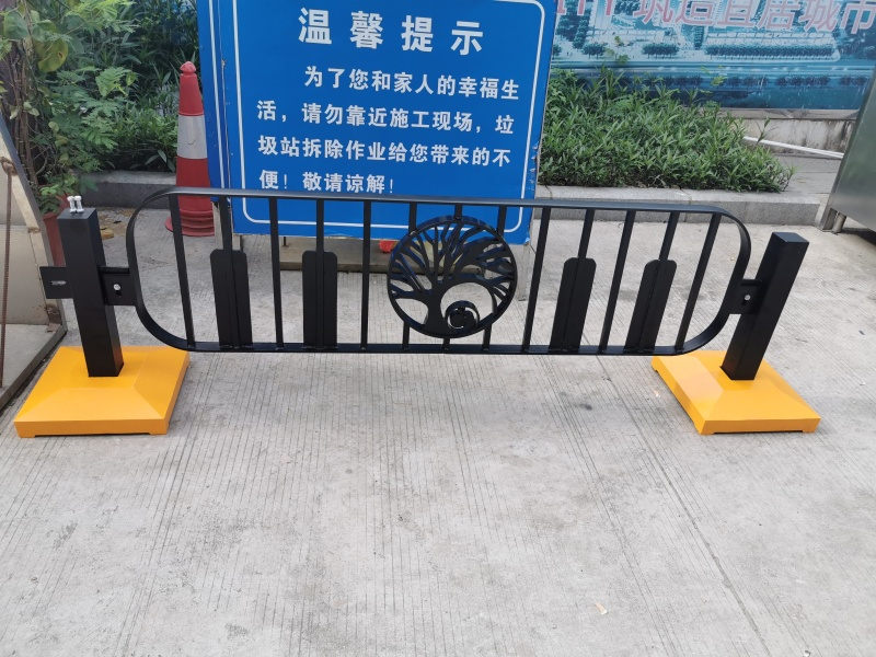 定制款港式护栏.jpg