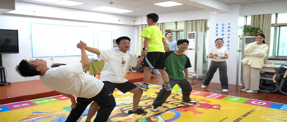 课间活动照片.jpg