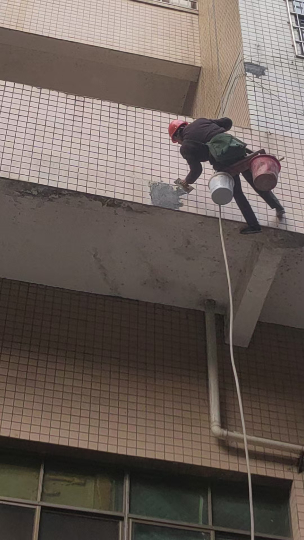 2026年卷材屋面防水服务机构选择指南：从选材到施工的全维度考量