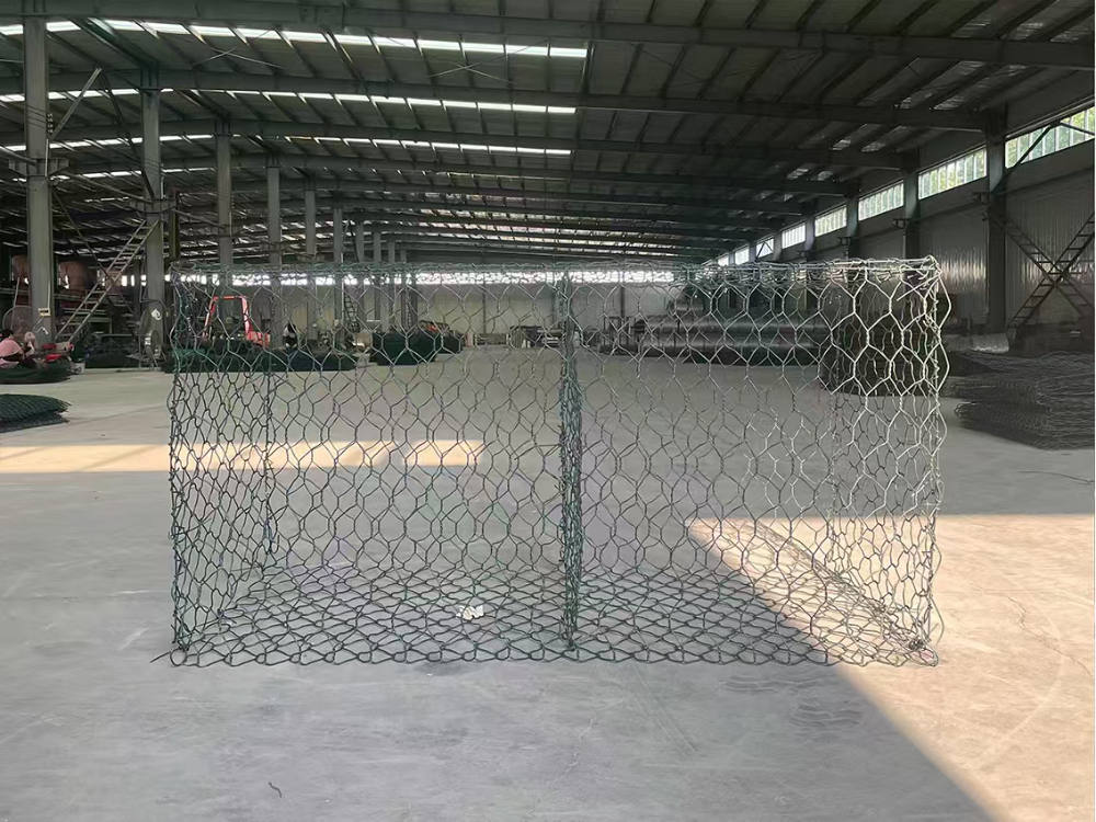 五拧石笼网.jpg