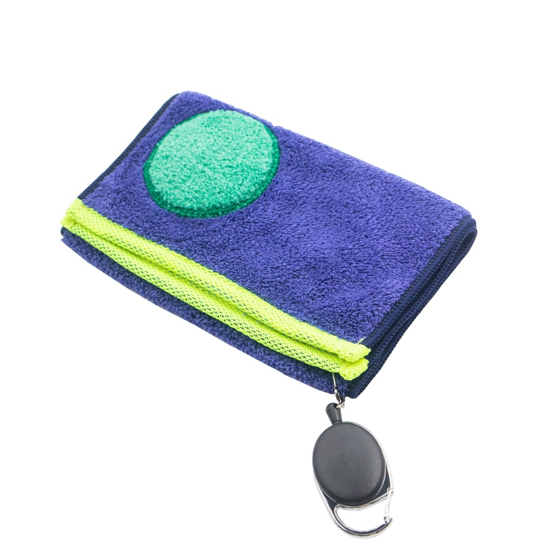 microfiber-golf-towel_790567.jpg