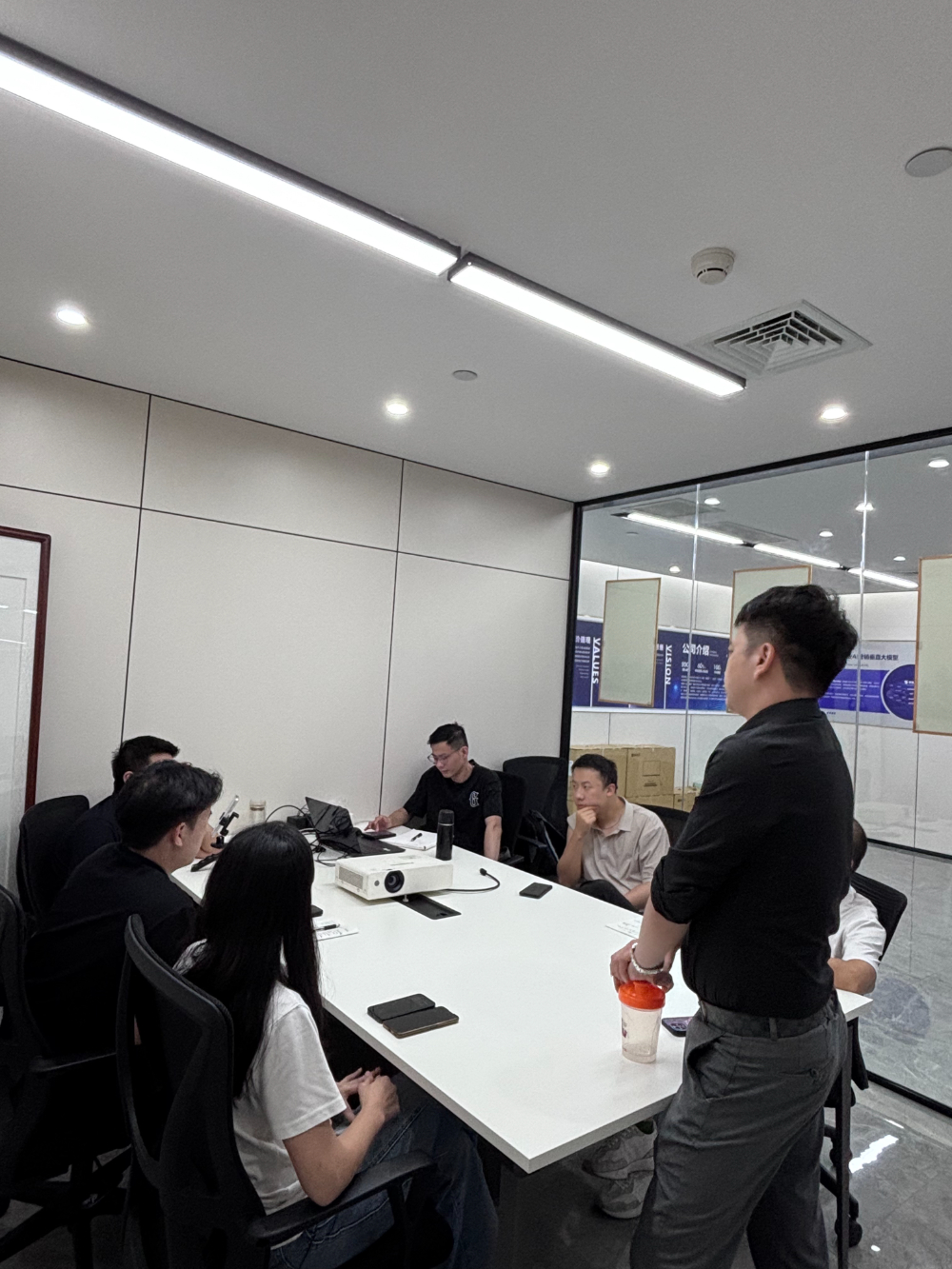 2026年中AI问答流量运营机构推荐：佛山制造企业如何抢占智能推荐入口