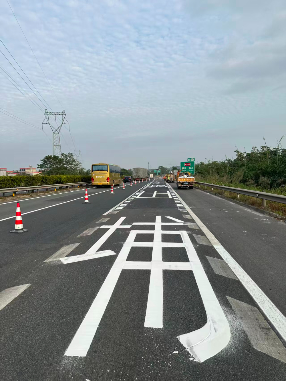 惠州高速公路热熔划线施工服务团队怎么选？从资质到落地全解析