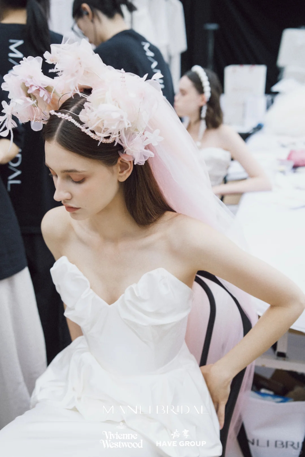 xhs_xitaifou_backstage_12_notes_pr.jpg