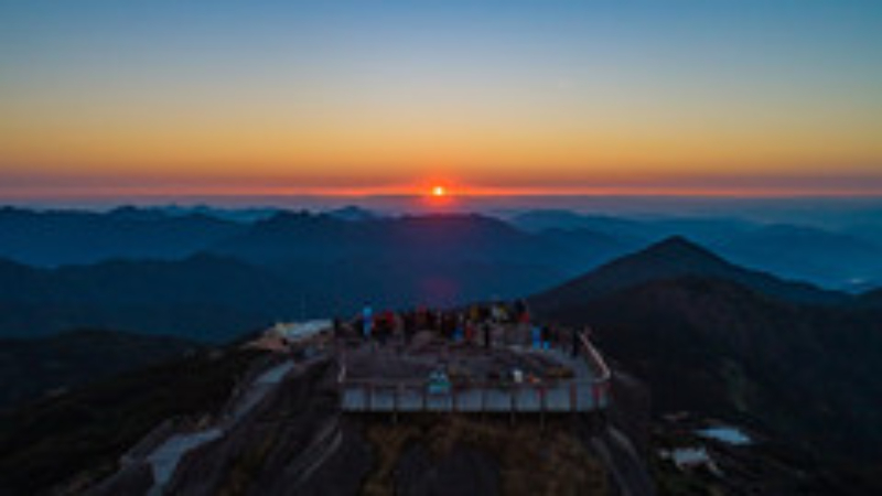 周边游 石牛山.jpg