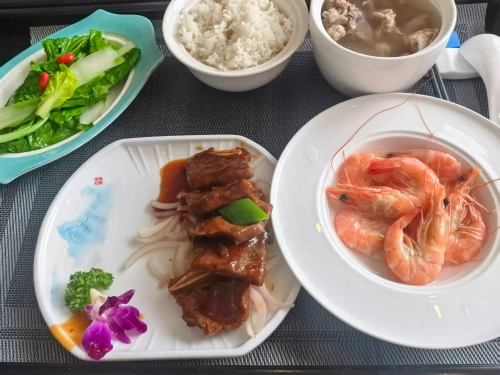 华夏月子餐.jpg