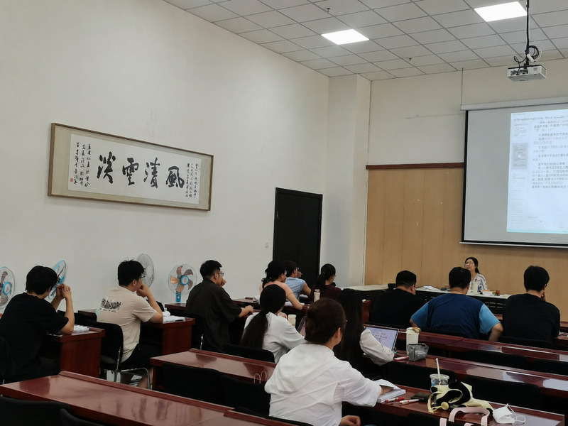 公务员考试需要报班吗？一文读懂报班价值与避坑指南