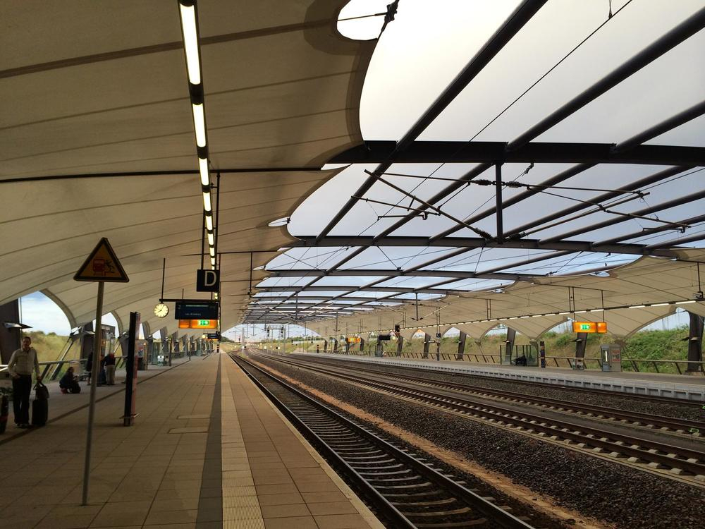 railway station membrane structure shelter  (21).jpg