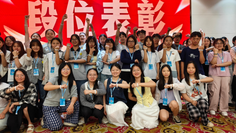 ac918291c11e121b7dc7ae1c29dd351c.jpg