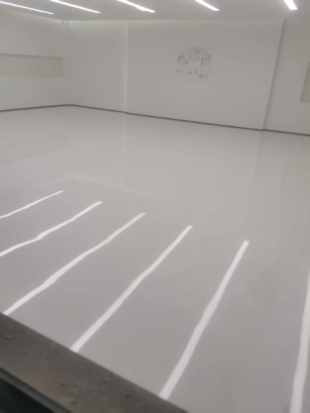 环氧彩砂地坪漆1.jpg