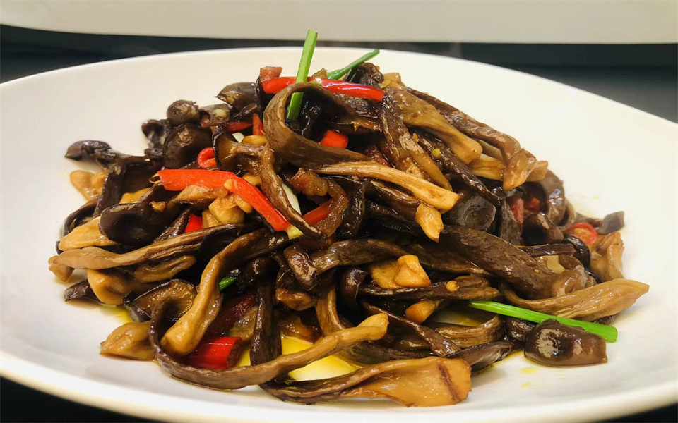 腊味鹿茸菇.jpg