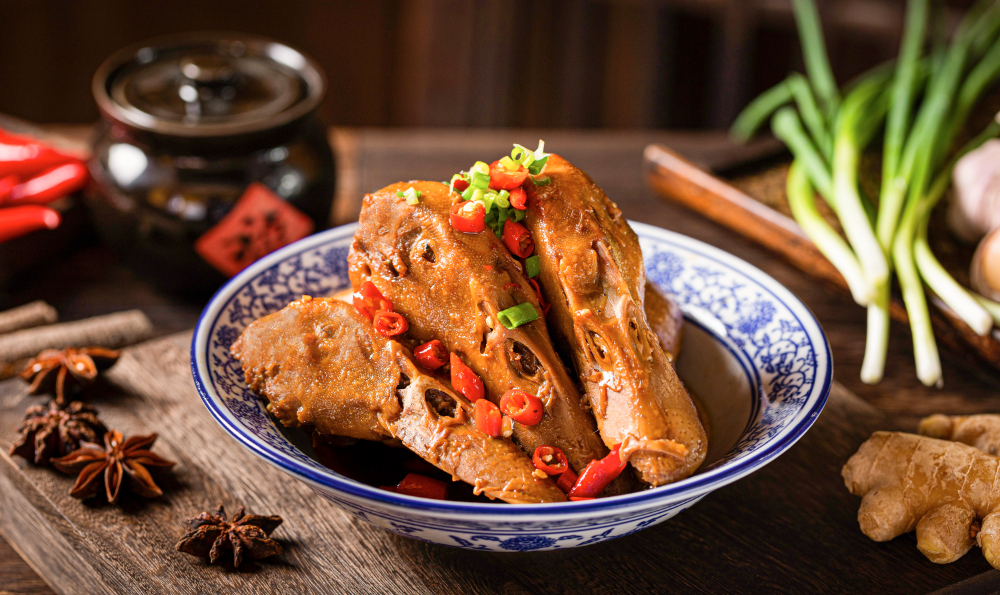衢味鸭头.jpg
