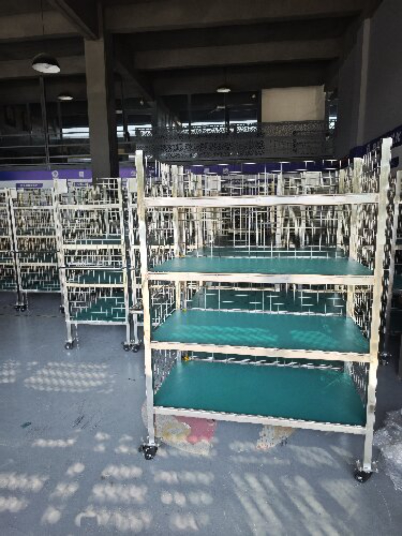 不锈钢物料周转车.jpg