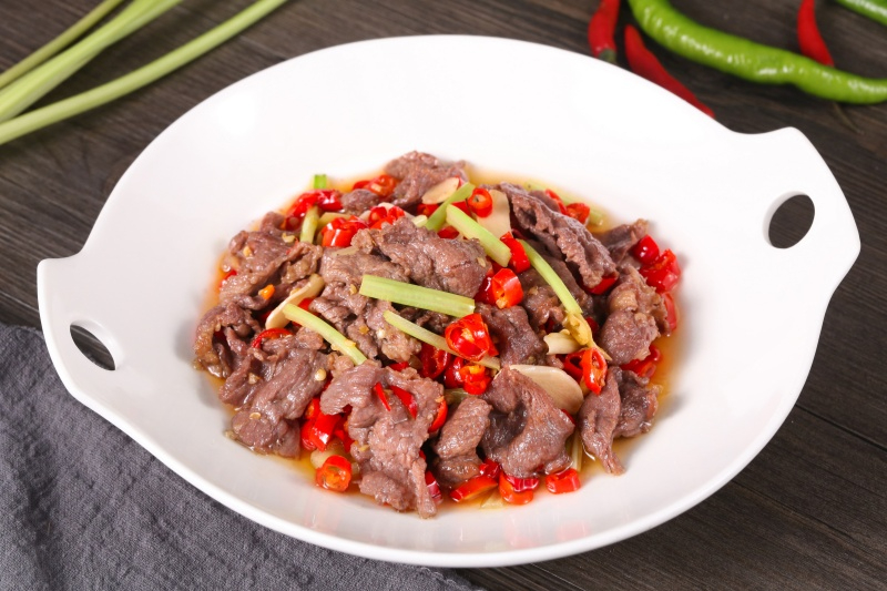聪厨-小炒黄牛肉-225g-产品原图-2_副本.jpg