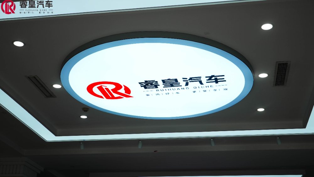 d6c99335-f7fc-43a0-b7dc-17d701e662f1.jpg