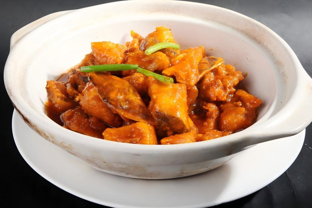 大油斑(蒜仔火腩焖).jpg