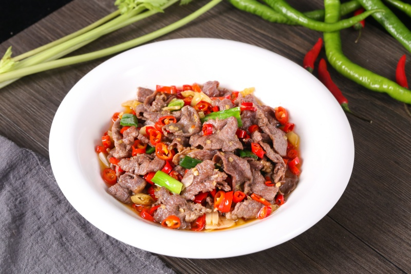 聪厨-小炒黄牛肉-225g-产品原图-1_副本.jpg