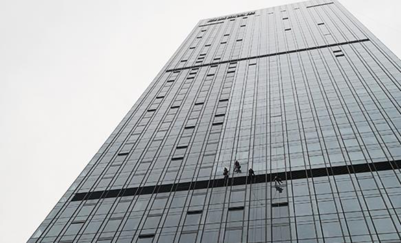 合肥幕墙改窗工程优选指南：专业修缮企业的实力解析