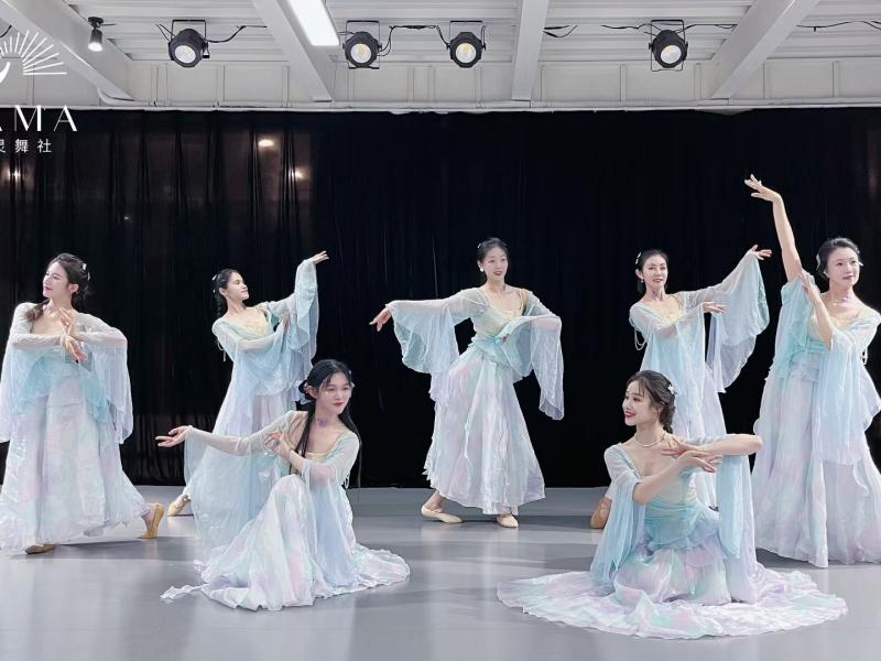 宁波舞蹈体验课机构怎么选：从师资、课程到服务的综合评估