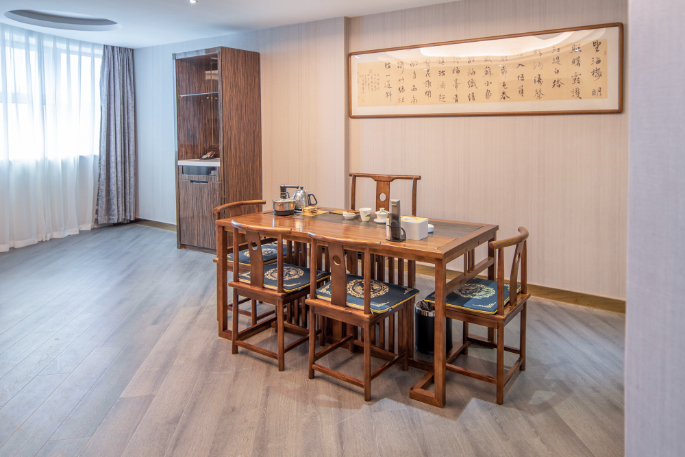 180A8336-HDR_1.jpg