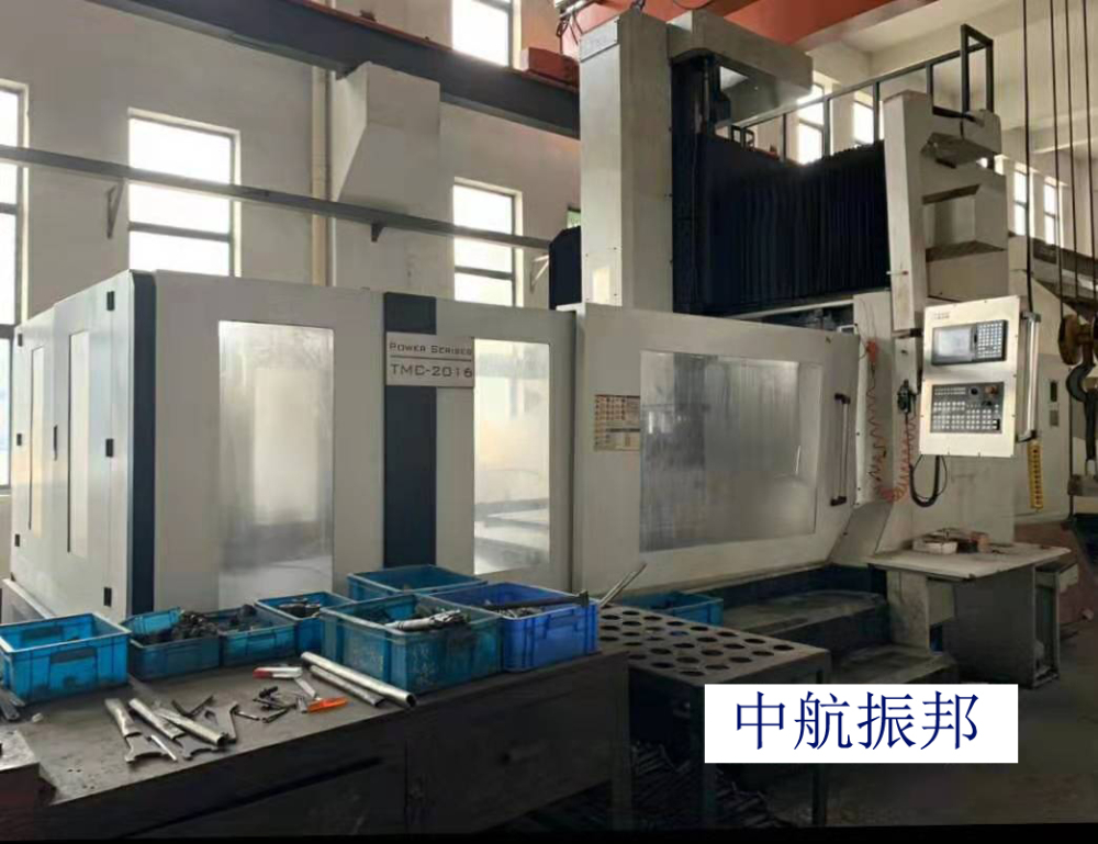 大型龙门加工中心 拷贝.jpg