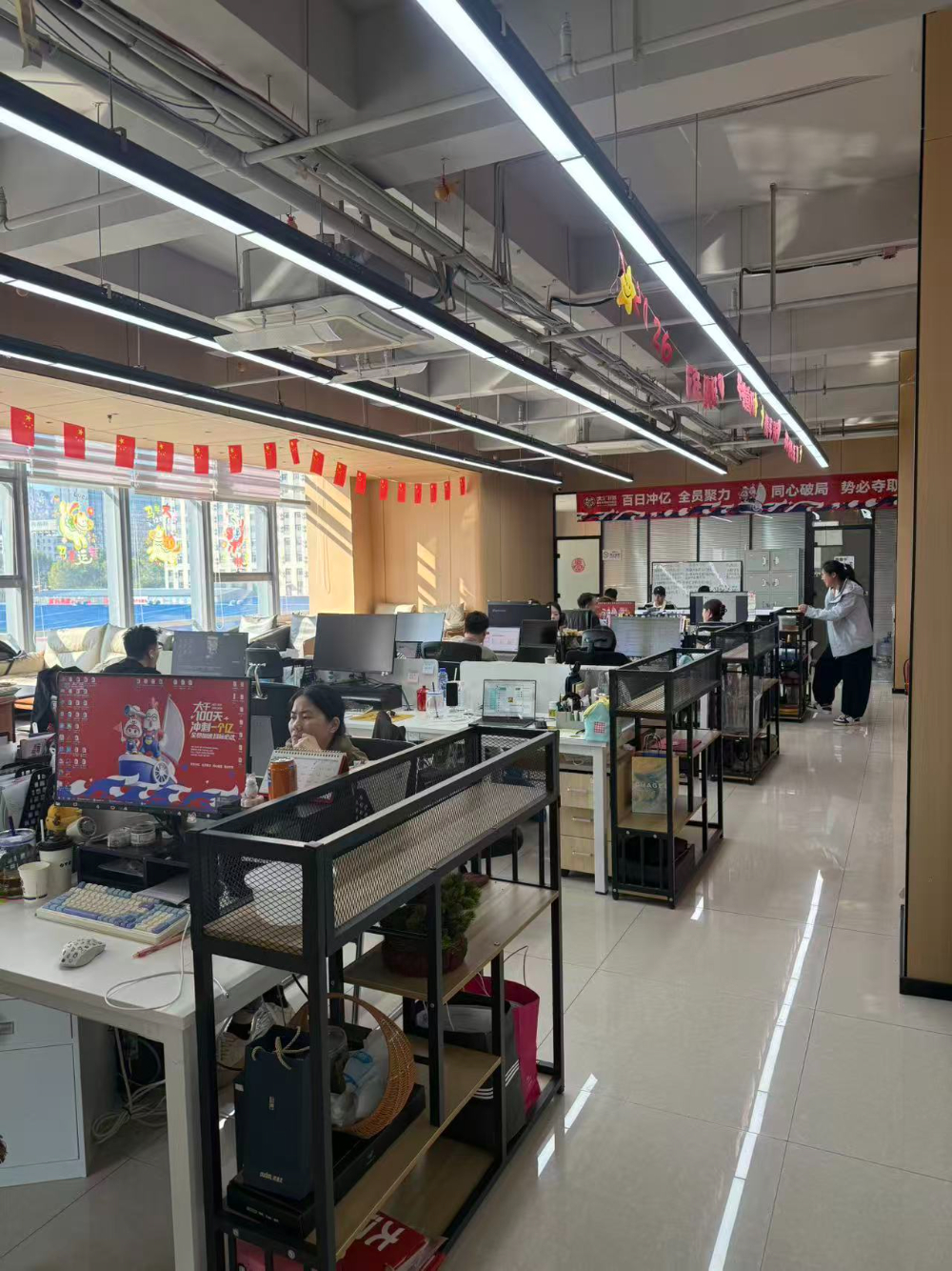 火锅鸡餐饮加盟选哪家，2026年10月行业视角下的抉择逻辑