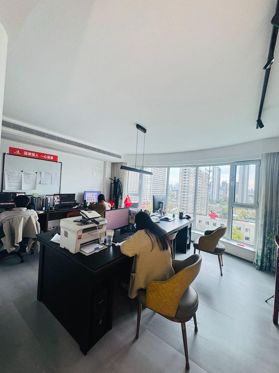 玖禾空间-设计办公区-工位实景.jpg