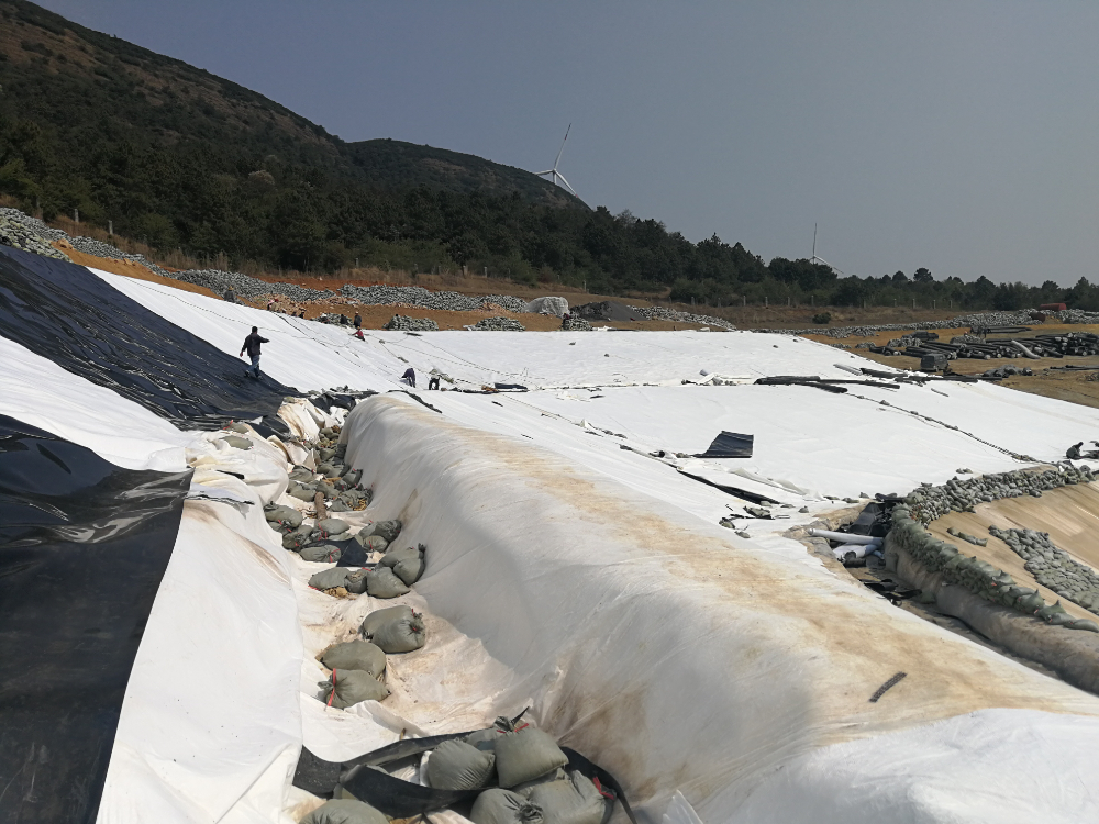 云南高速公路路基加筋材料厂家怎么选？六大问题一次讲清