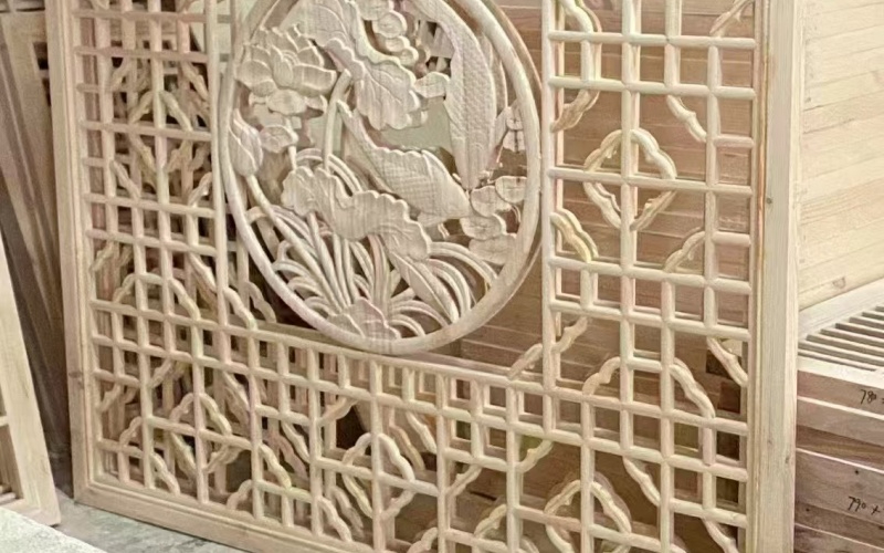 藏式雕花门窗1.jpg