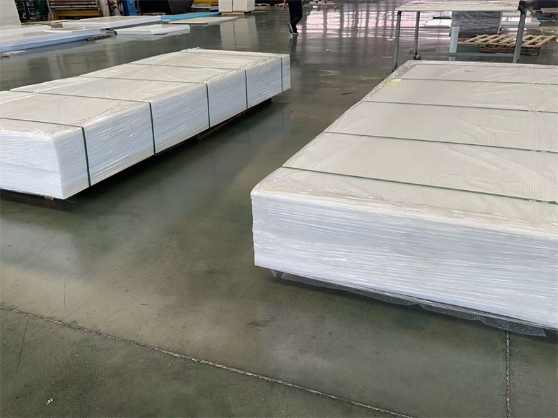 聚乙烯高分子板厂家怎么选？看准这三点避开劣质料