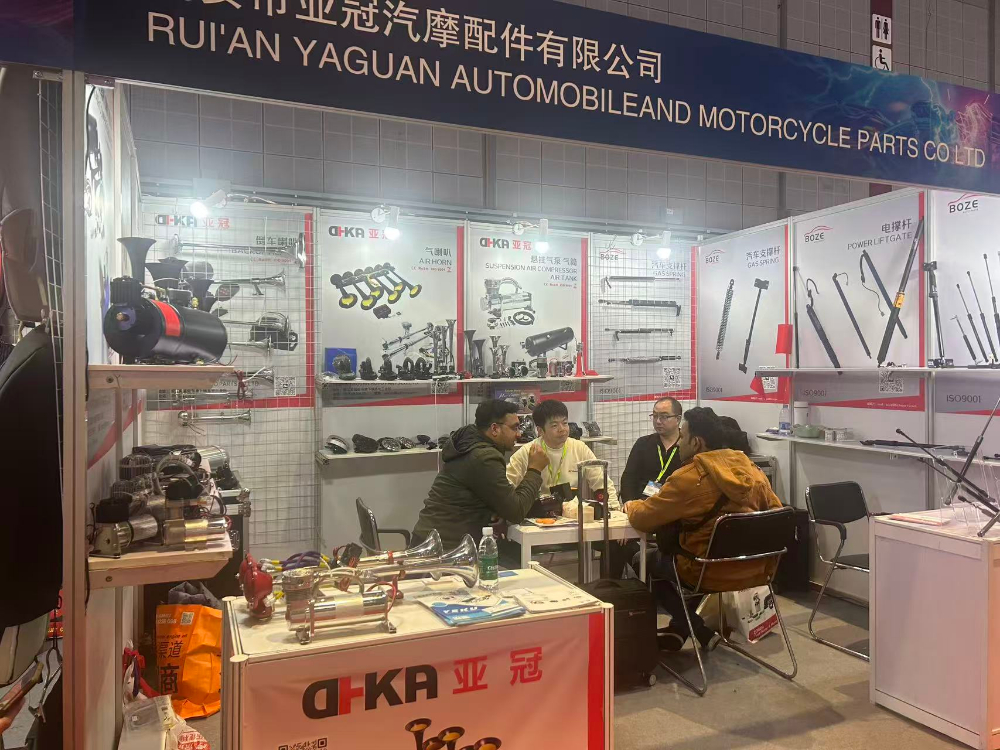 展会照片.jpg
