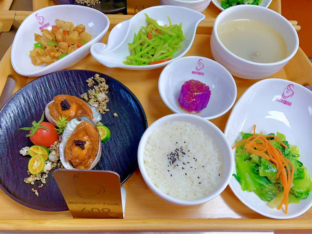 月子餐1.jpg