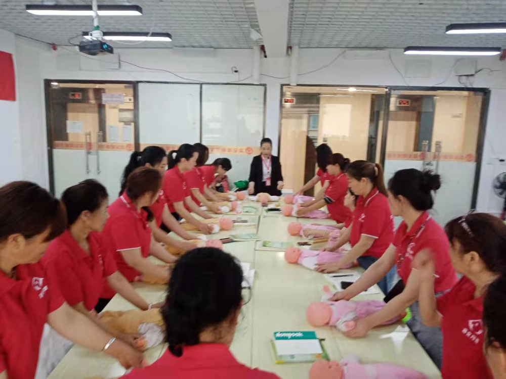 育婴师.jpg