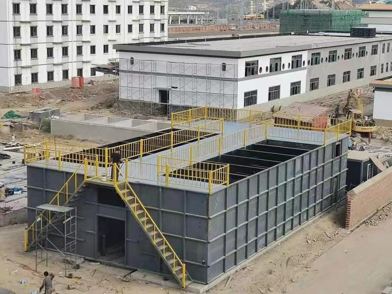 污水处理设备.jpg