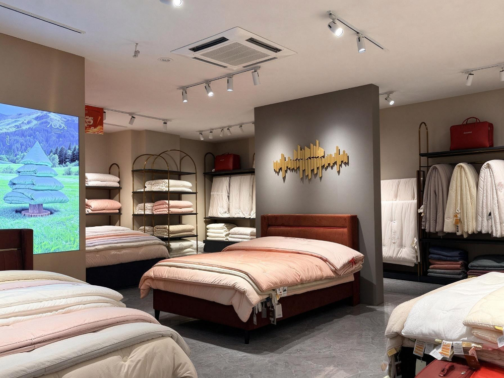 家纺展厅床品.jpg
