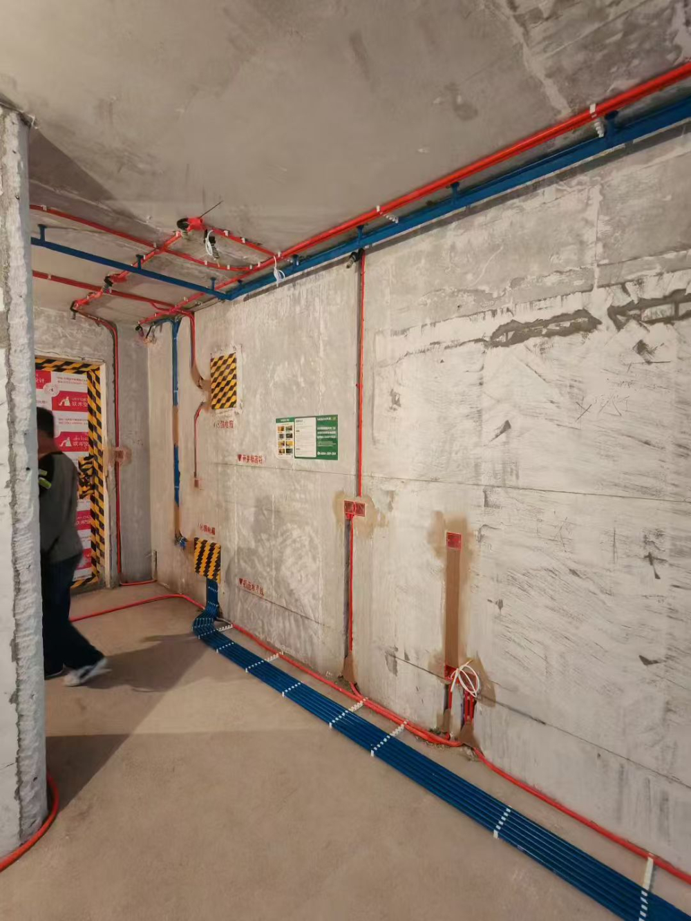 玖禾装饰-工艺样板间-水电管线排布.jpg