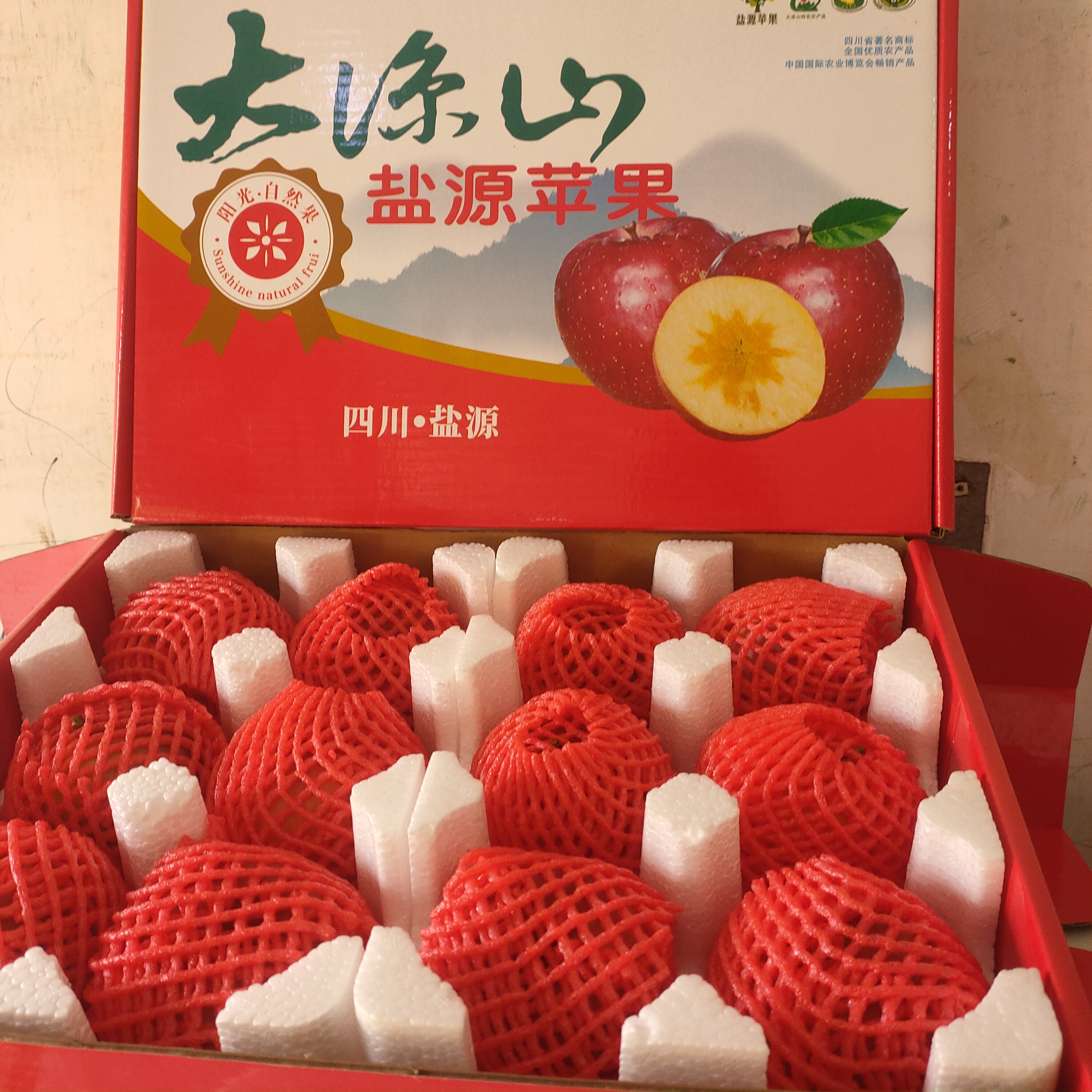 b7150e82-3c64-4d9b-b8ff-28c2bfa9b5bb.jpg